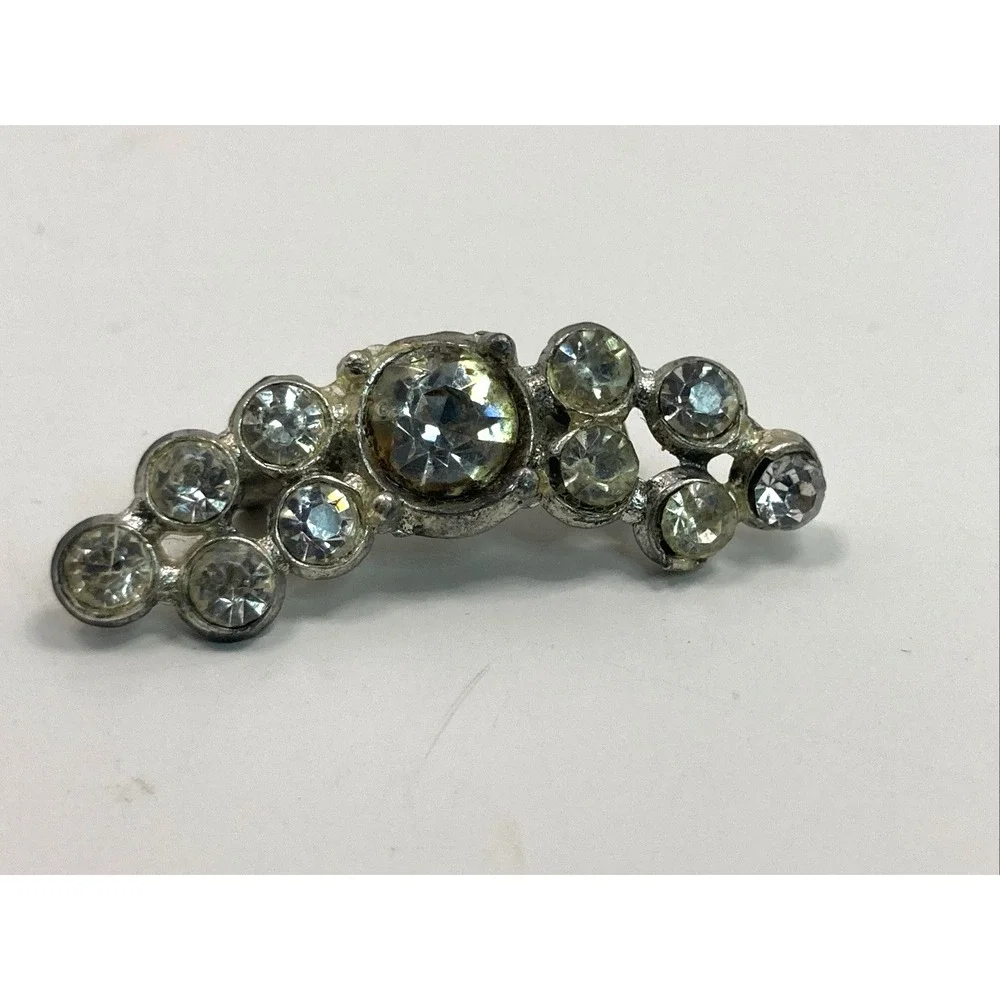 Vintage Rhinestone Prong Curved‎ Brooch Silver Tone metal 1.5in
